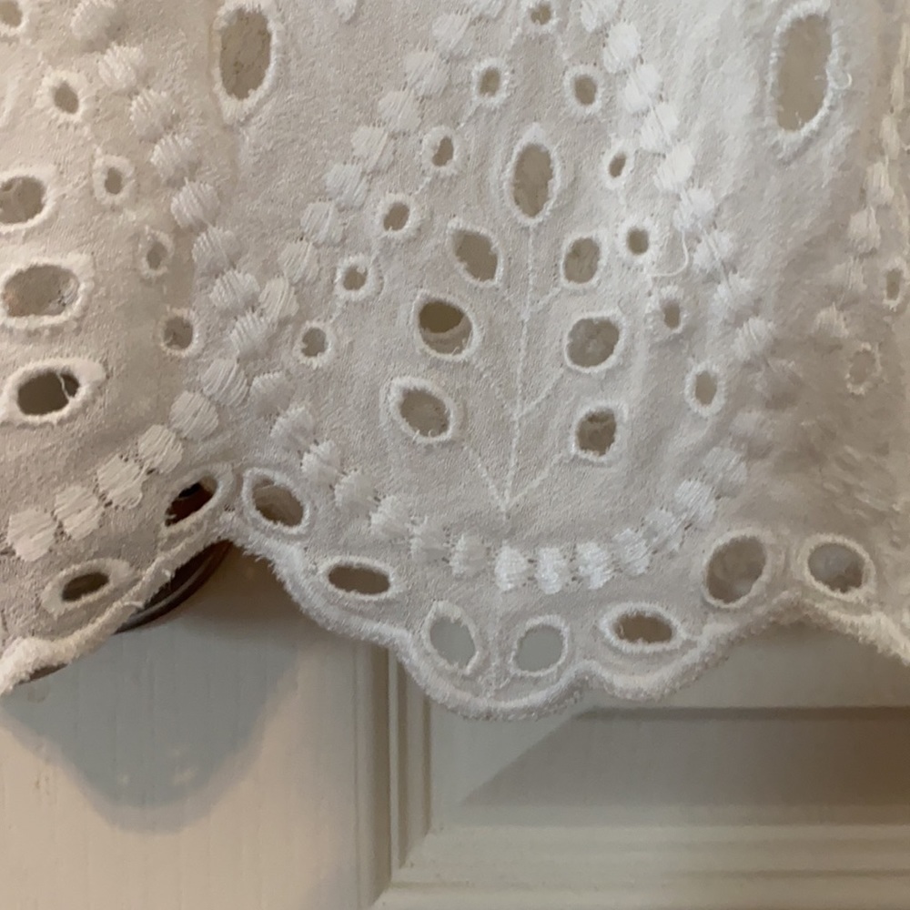 Lost and Wander off white dress size XS 100% rayon - Picture 4 of 12